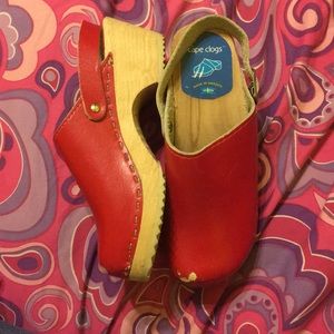 Toddler Girl Red Clogs